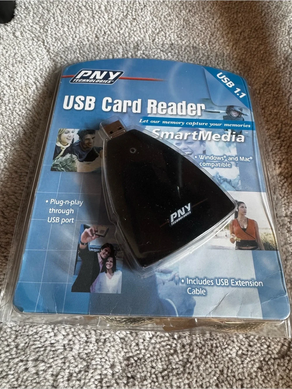 NEW!!  PNY Technologies USB 1.1 Card Reader - SmartMedia Compatible